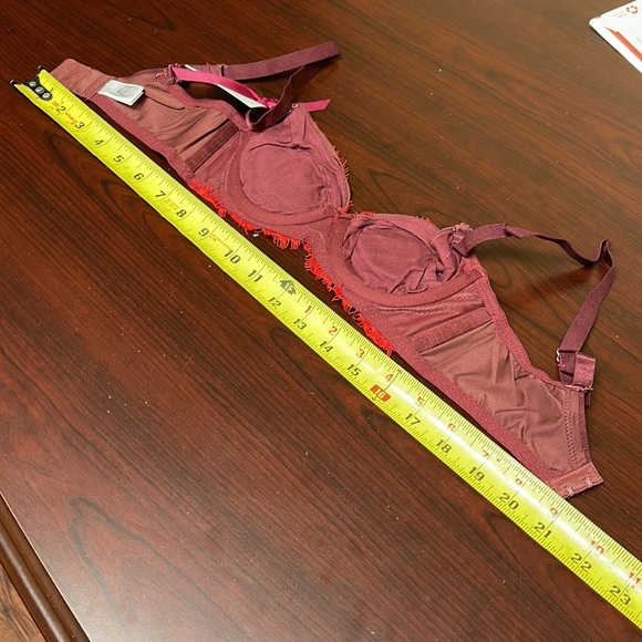 💦NWT Hilary Ruby/Eggplant Color Underwire Padded Underwire Bra - Picture 3 of 9